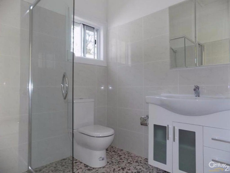 10 Stoneholm Lane, Woodford NSW 2778