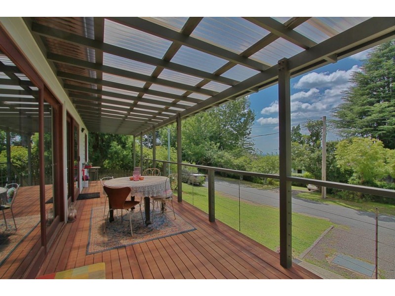 6 Ferguson Avenue, Hazelbrook NSW 2779