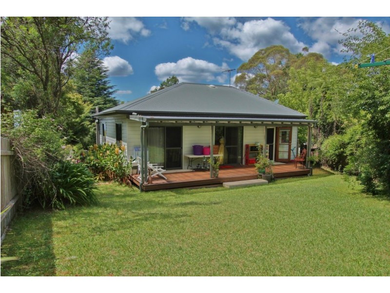 6 Ferguson Avenue, Hazelbrook NSW 2779