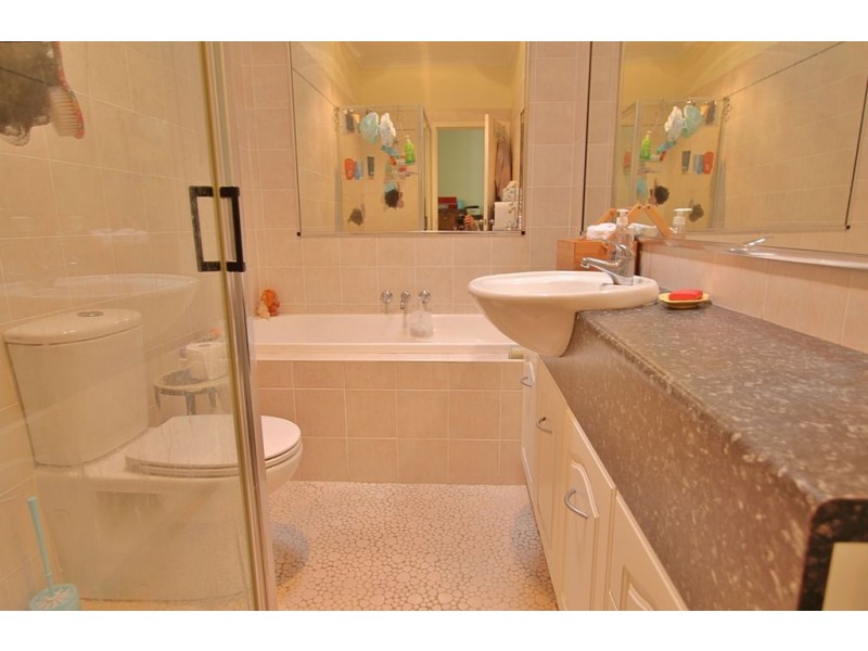 6 Ferguson Avenue, Hazelbrook NSW 2779