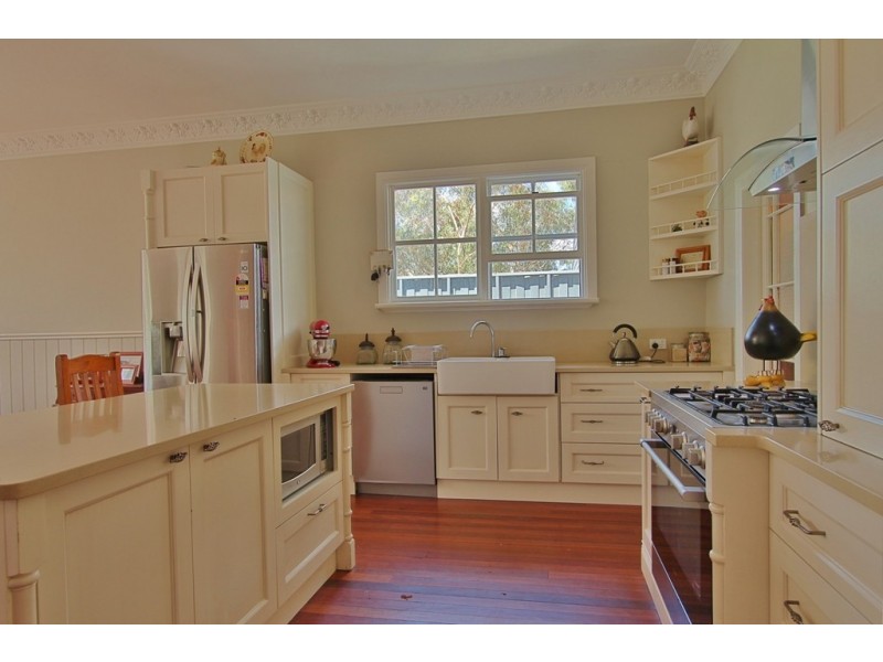 79A Great Western Highway, Woodford NSW 2778