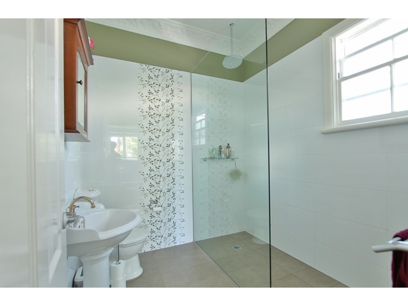 79A Great Western Highway, Woodford NSW 2778