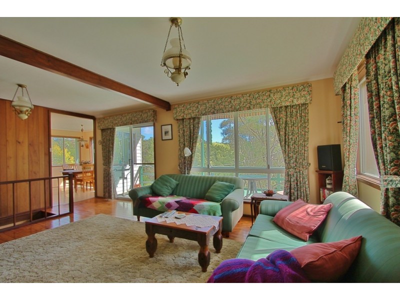 82 Clear View Parade, Hazelbrook NSW 2779