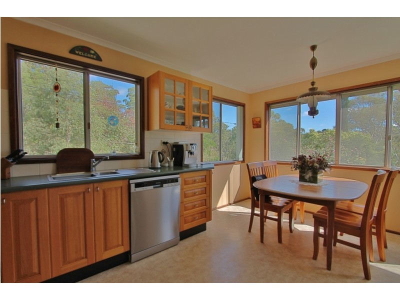 82 Clear View Parade, Hazelbrook NSW 2779