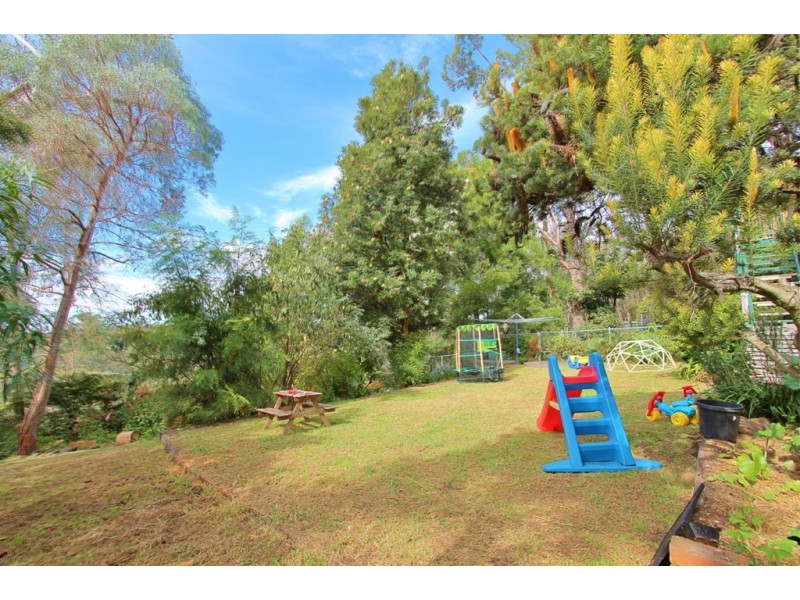 8 John Street, Hazelbrook NSW 2779