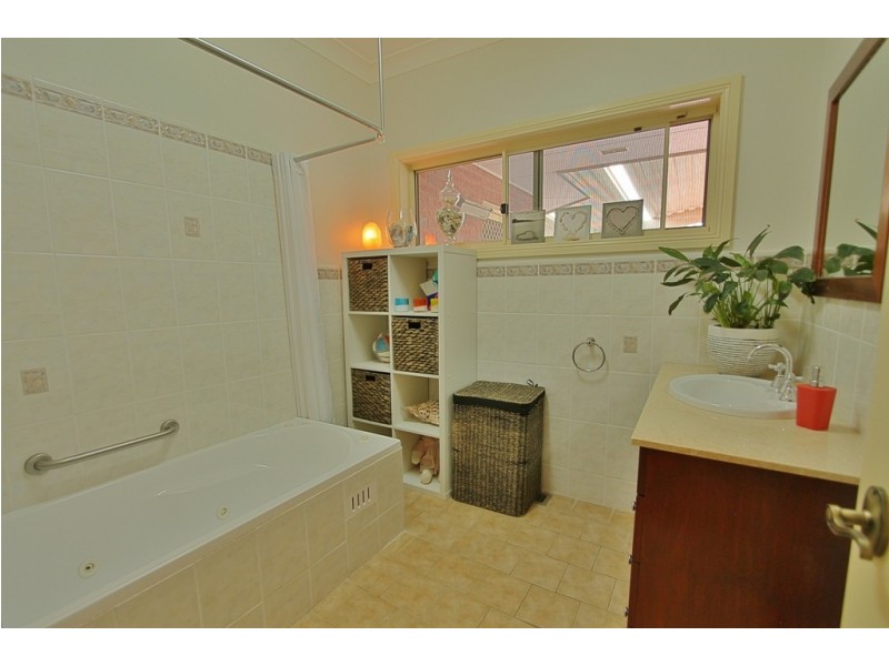 9 Weroona Avenue, Woodford NSW 2778