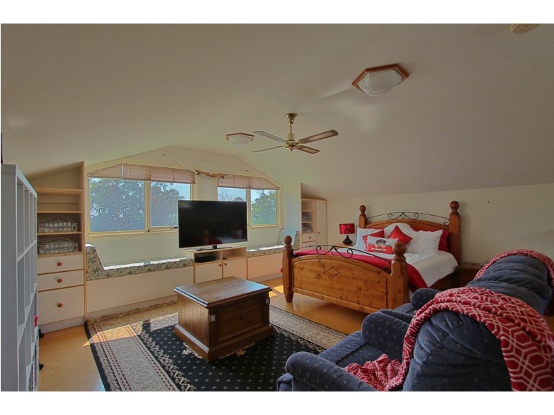 9 Weroona Avenue, Woodford NSW 2778