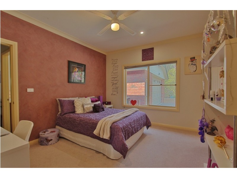 9 Weroona Avenue, Woodford NSW 2778