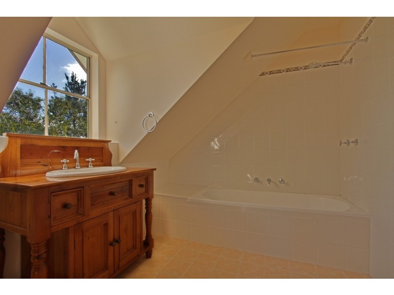 38 Bedford Road, Woodford NSW 2778