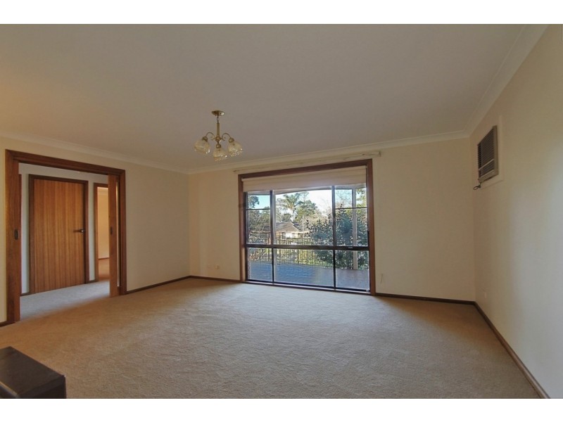 10 Arthur Street, Woodford NSW 2778