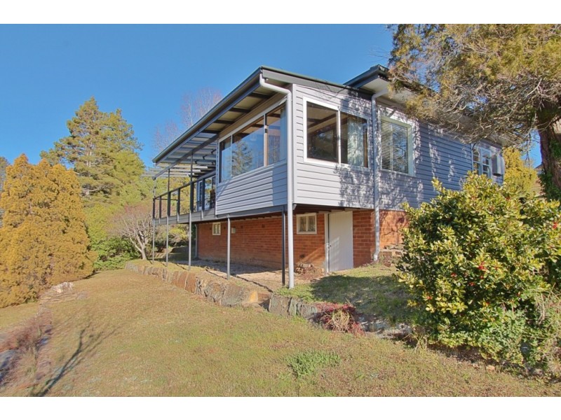 51 Blaxland Road, Wentworth Falls NSW 2782