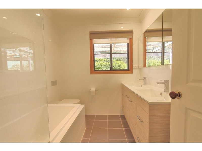 34 Cliff Avenue, Hazelbrook NSW 2779