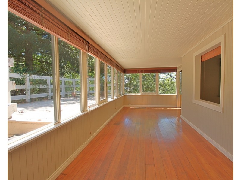 12 Ferguson Avenue, Hazelbrook NSW 2779