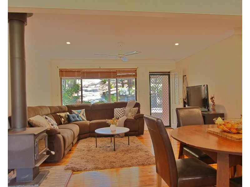 6 George Street, Hazelbrook NSW 2779