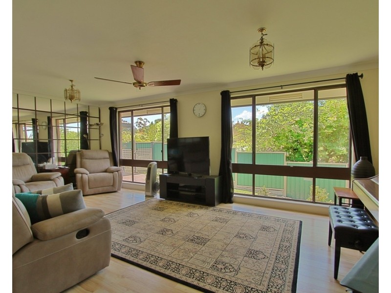 1 Savage Street, Lawson NSW 2783