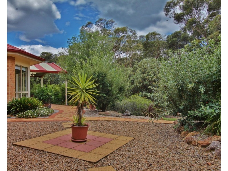 42-44 Kingfisher Crescent, Bullaburra NSW 2784