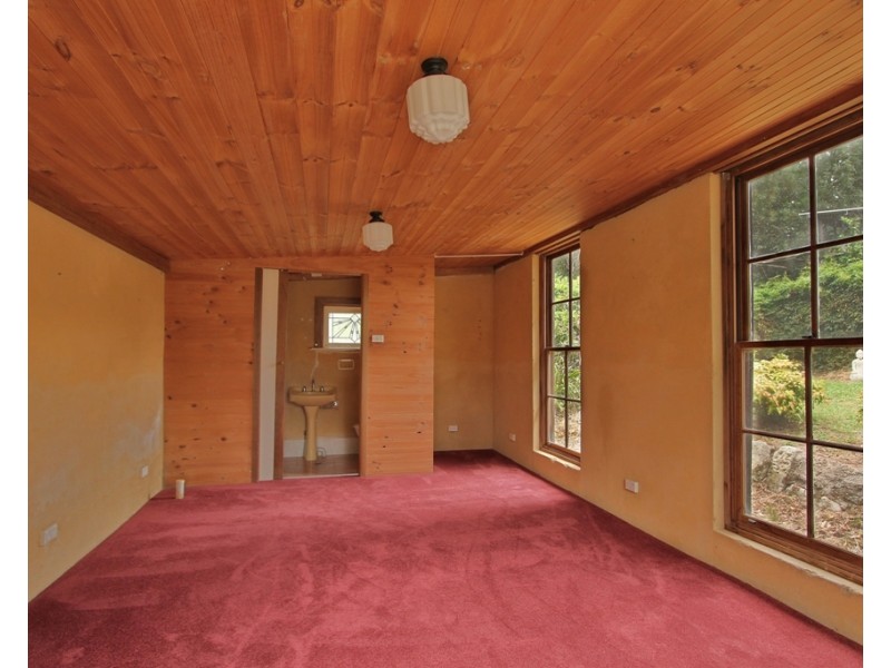 5 Noble Street, Bullaburra NSW 2784