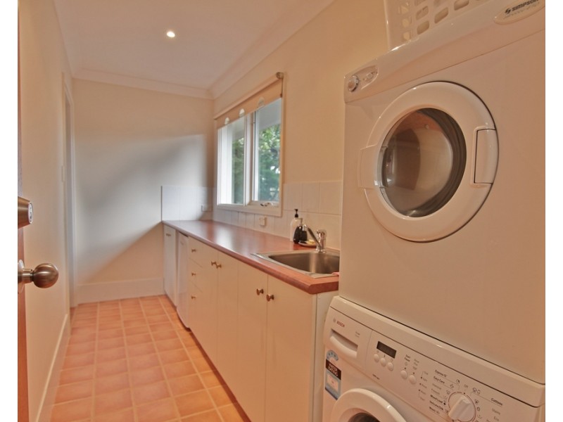 1 Boronia Road, Wentworth Falls NSW 2782