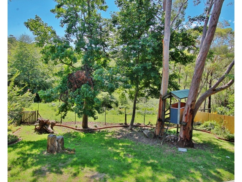 128 Hall Parade, Hazelbrook NSW 2779