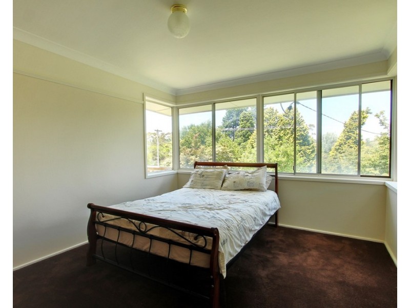18 Hughes Avenue, Lawson NSW 2783