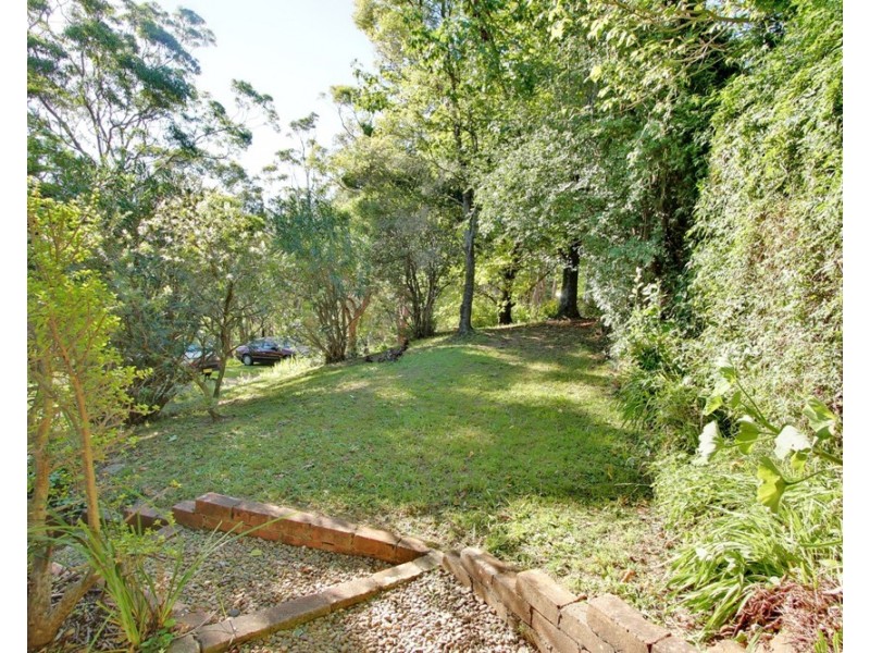 64 Railway Parade, Hazelbrook NSW 2779