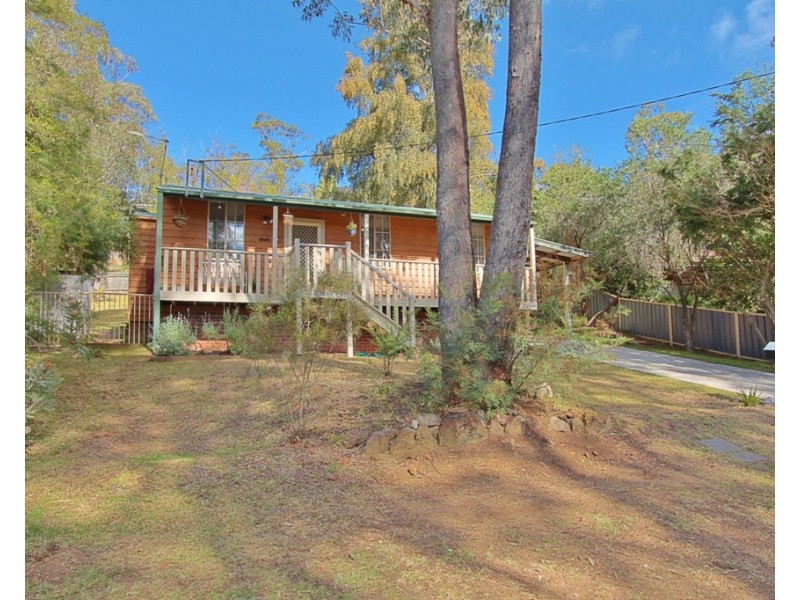 8 Cliff Avenue, Hazelbrook NSW 2779