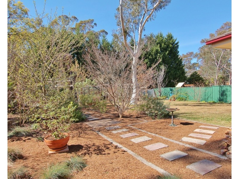 74 Boronia Road, Bullaburra NSW 2784