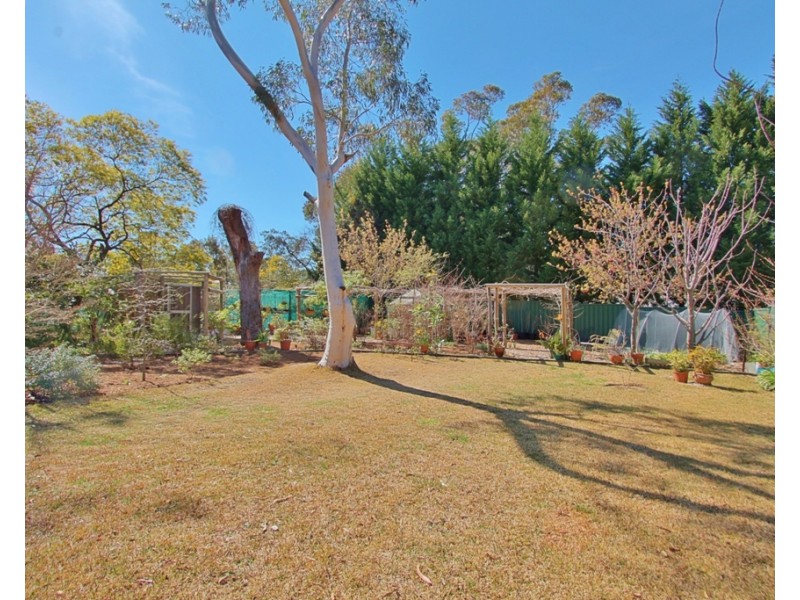 74 Boronia Road, Bullaburra NSW 2784