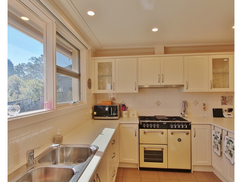 34 Bedford Road, Woodford NSW 2778