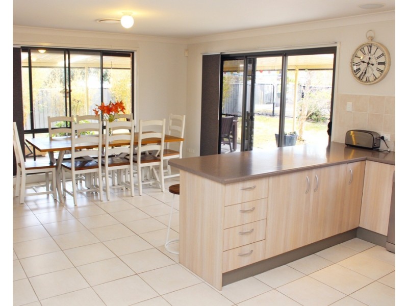 15 Kalinda Road, Bullaburra NSW 2784