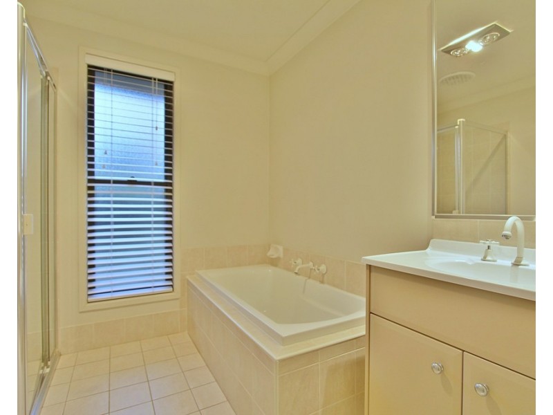 15 Kalinda Road, Bullaburra NSW 2784