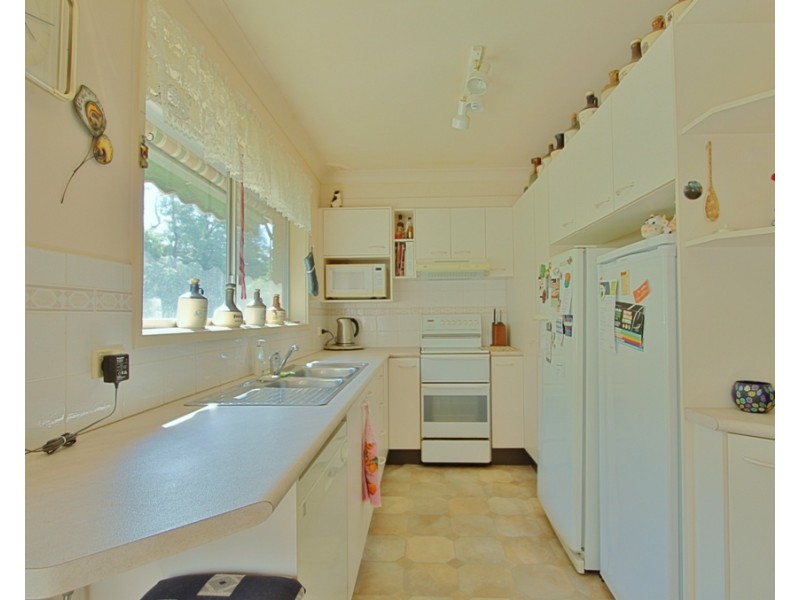 11 Hazelbrook Parade, Hazelbrook NSW 2779