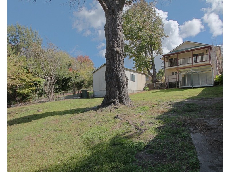 15 Albert Road, Hazelbrook NSW 2779