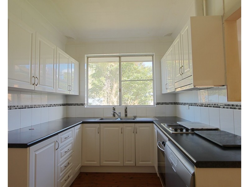 15 Albert Road, Hazelbrook NSW 2779