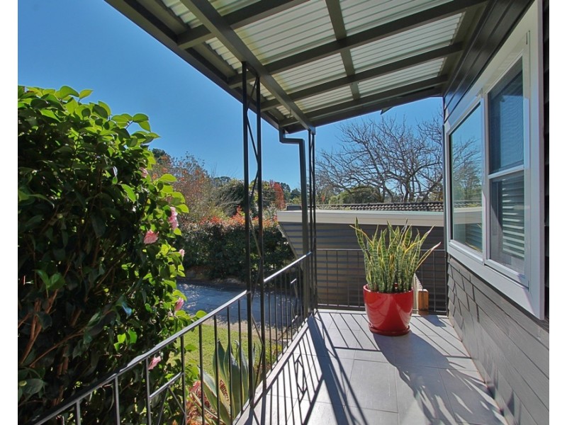 9 Burford Street, Hazelbrook NSW 2779