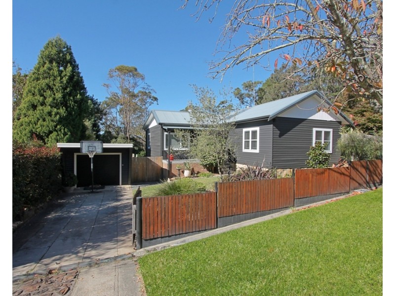9 Burford Street, Hazelbrook NSW 2779