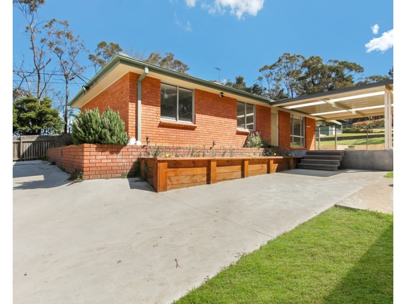 21 Wideview Avenue, Woodford NSW 2778