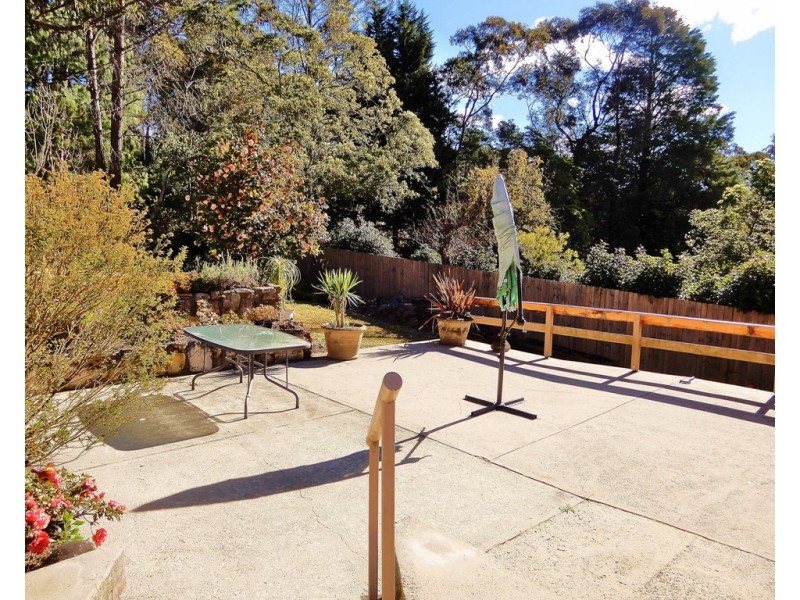 11 Hazelbrook Parade, Hazelbrook NSW 2779