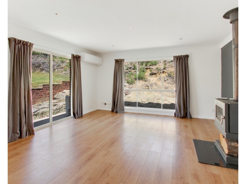 9 Riches Avenue, Woodford NSW 2778