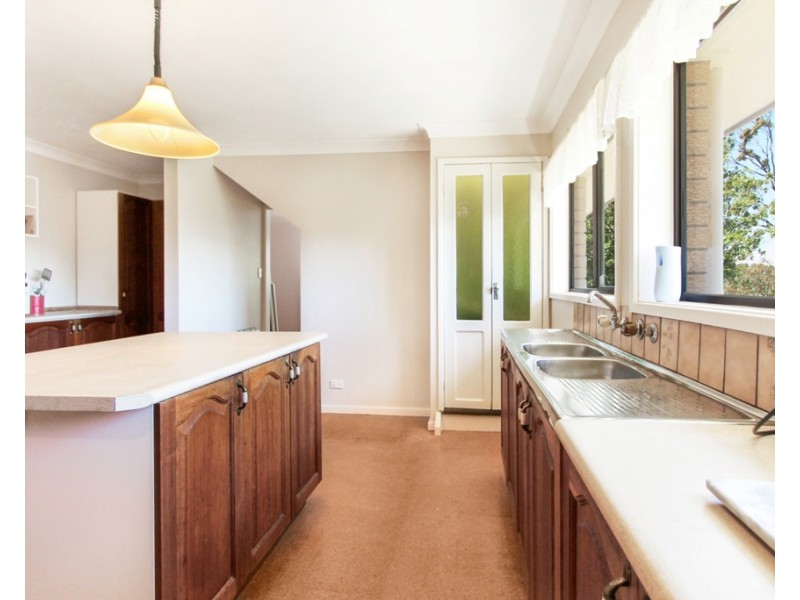 57 Boronia Road, Bullaburra NSW 2784