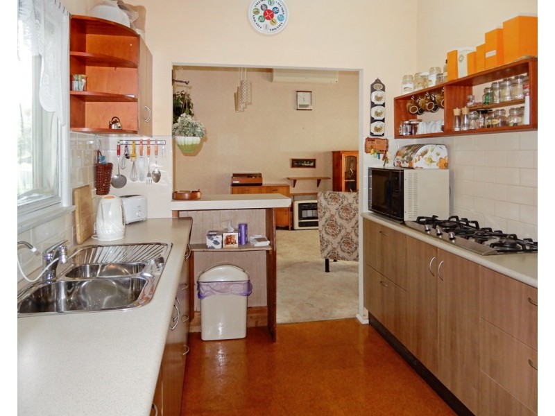 5 Brook Street, Hazelbrook NSW 2779