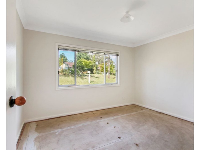 27 Boronia Road, Bullaburra NSW 2784