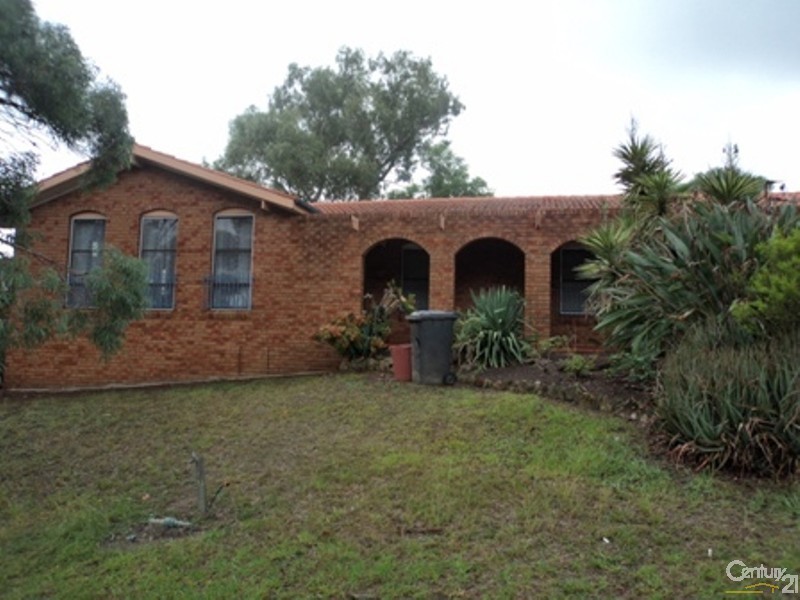 223 Wyangala Crescent, Leumeah NSW 2560
