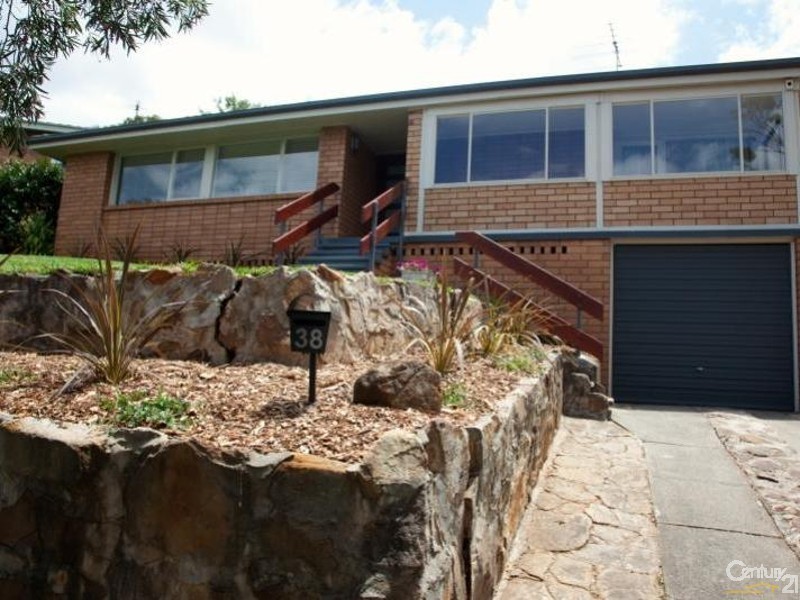 38 Fern Avenue, Bradbury NSW 2560