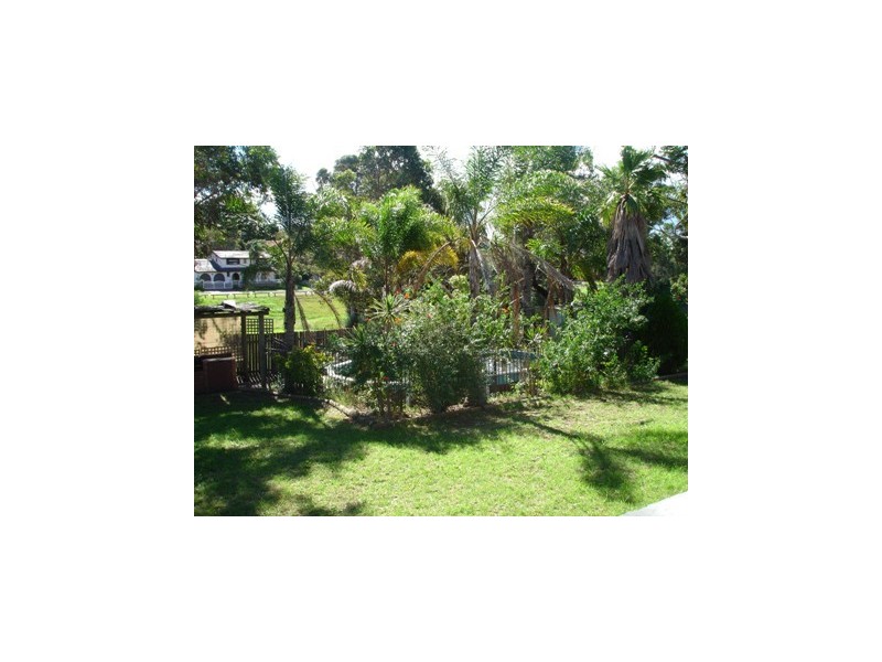 10 Mantalini Street, Ambarvale NSW 2560