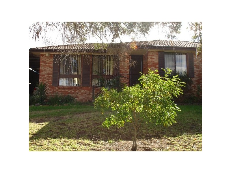 23 Goodsell Street, Minto NSW 2566