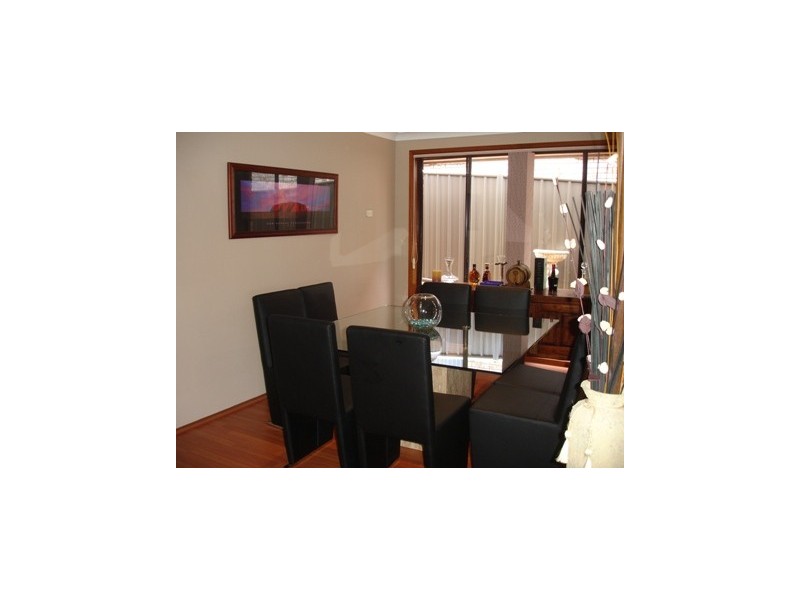 5 Holborn Street, Ambarvale NSW 2560