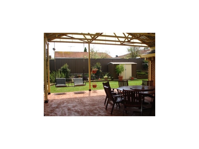 5 Holborn Street, Ambarvale NSW 2560