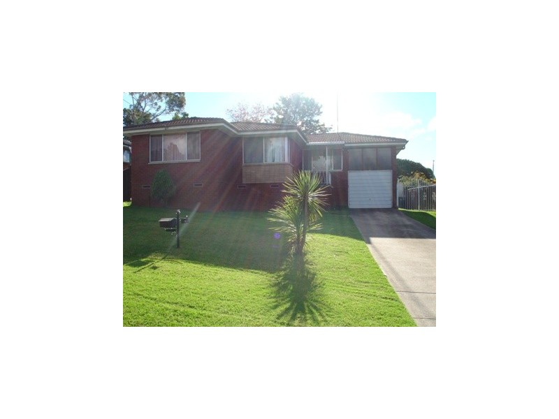 16 Hume Street, Campbelltown NSW 2560