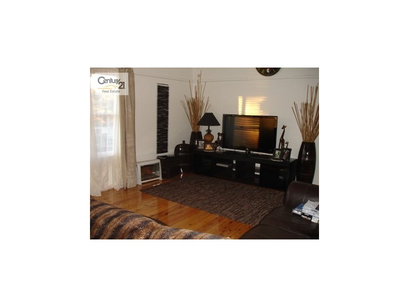 71 Bradbury Avenue, Campbelltown NSW 2560